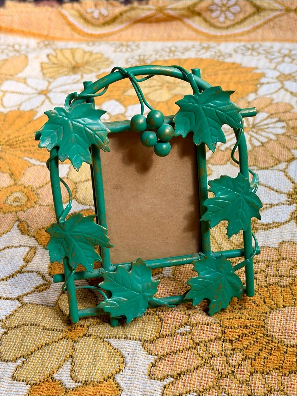 🍇🌿✨ Vintage Y2K Tuscan Grapevine Metal Frame ✨🌿🍇